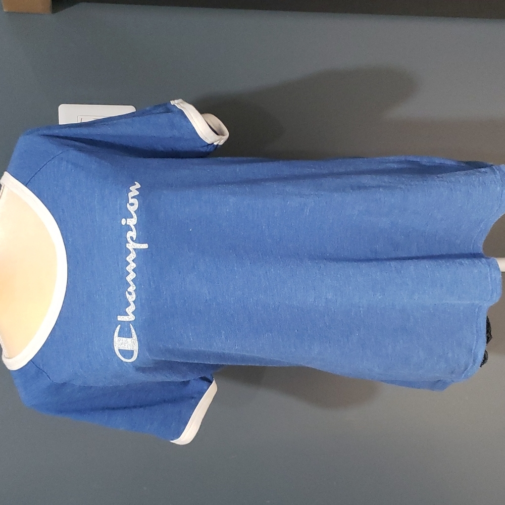 Champion blue short sleeve t shirt Size L